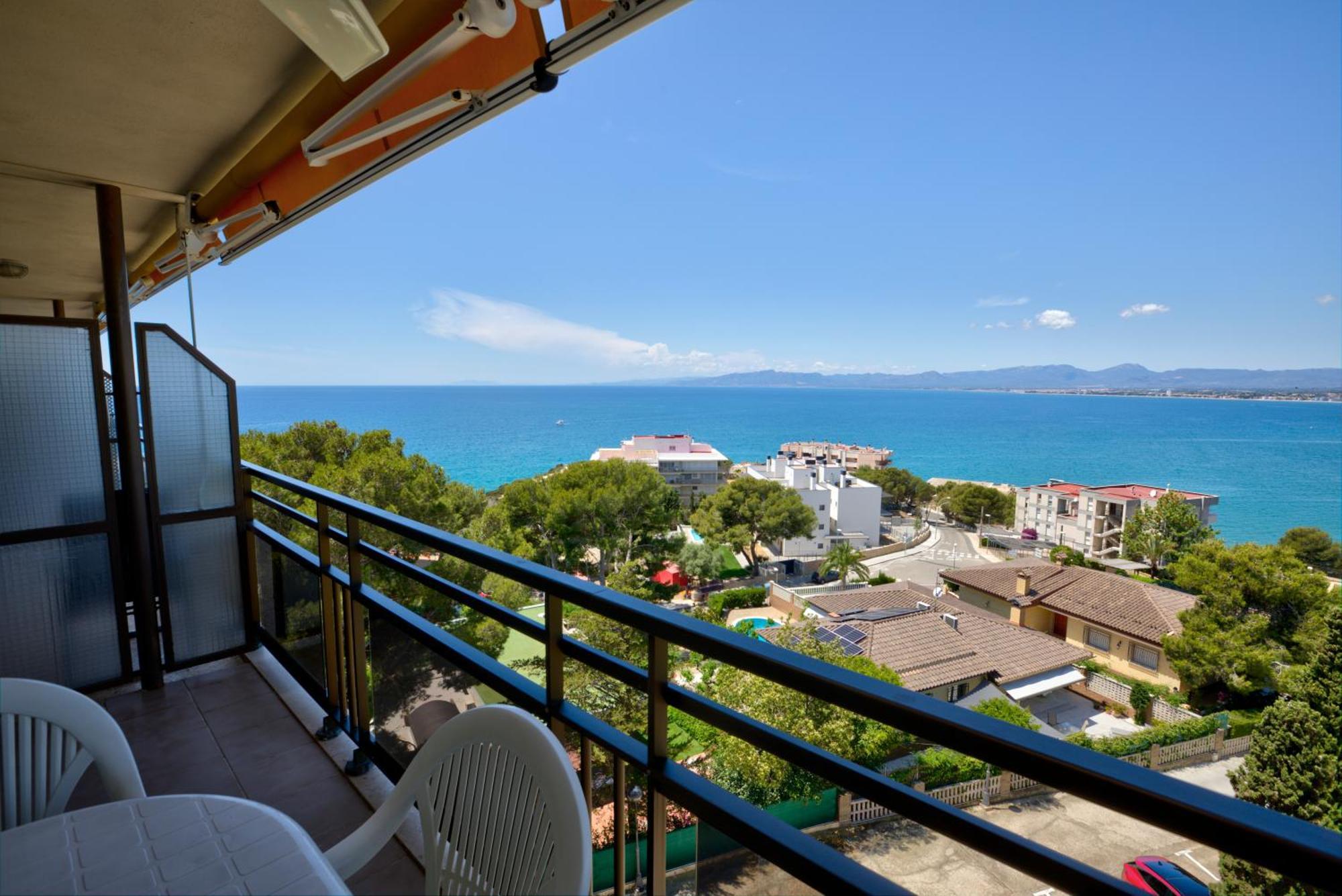 Mediterranean Way - Cye Apartment Салоу Екстериор снимка