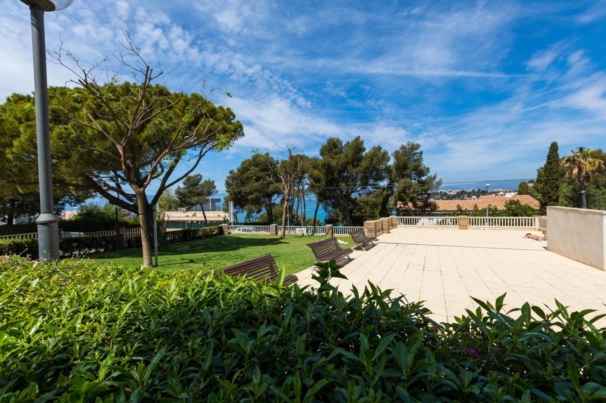 Mediterranean Way - Cye Apartment Салоу Екстериор снимка