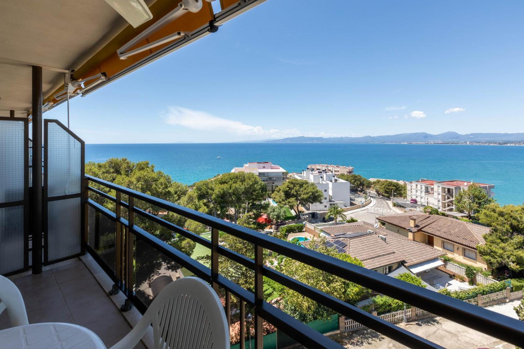 Mediterranean Way - Cye Apartment Салоу Екстериор снимка