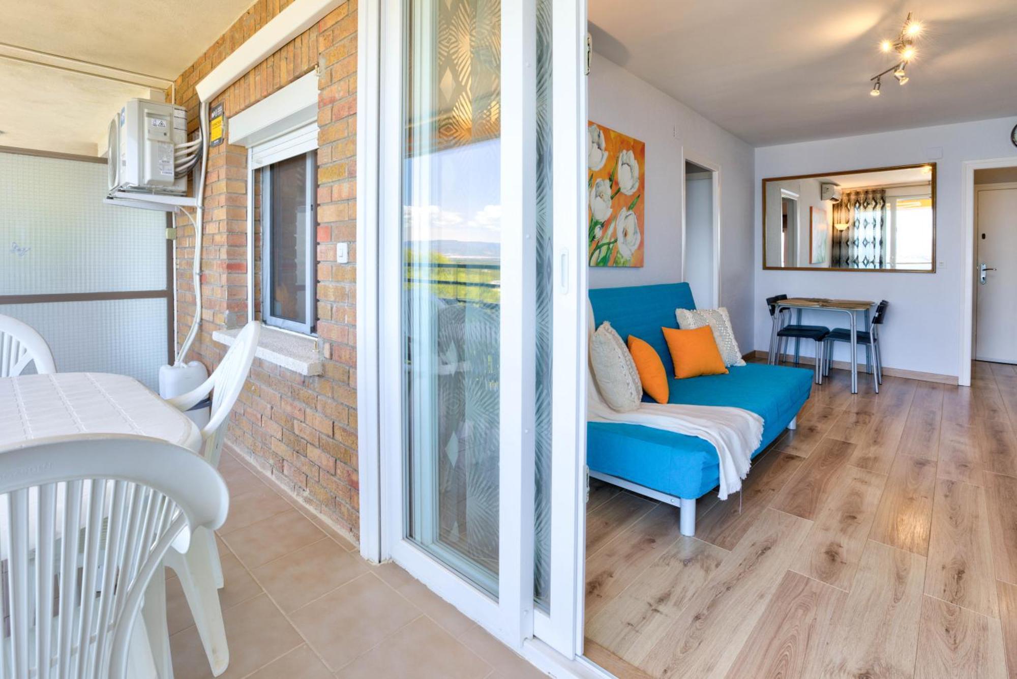 Mediterranean Way - Cye Apartment Салоу Екстериор снимка