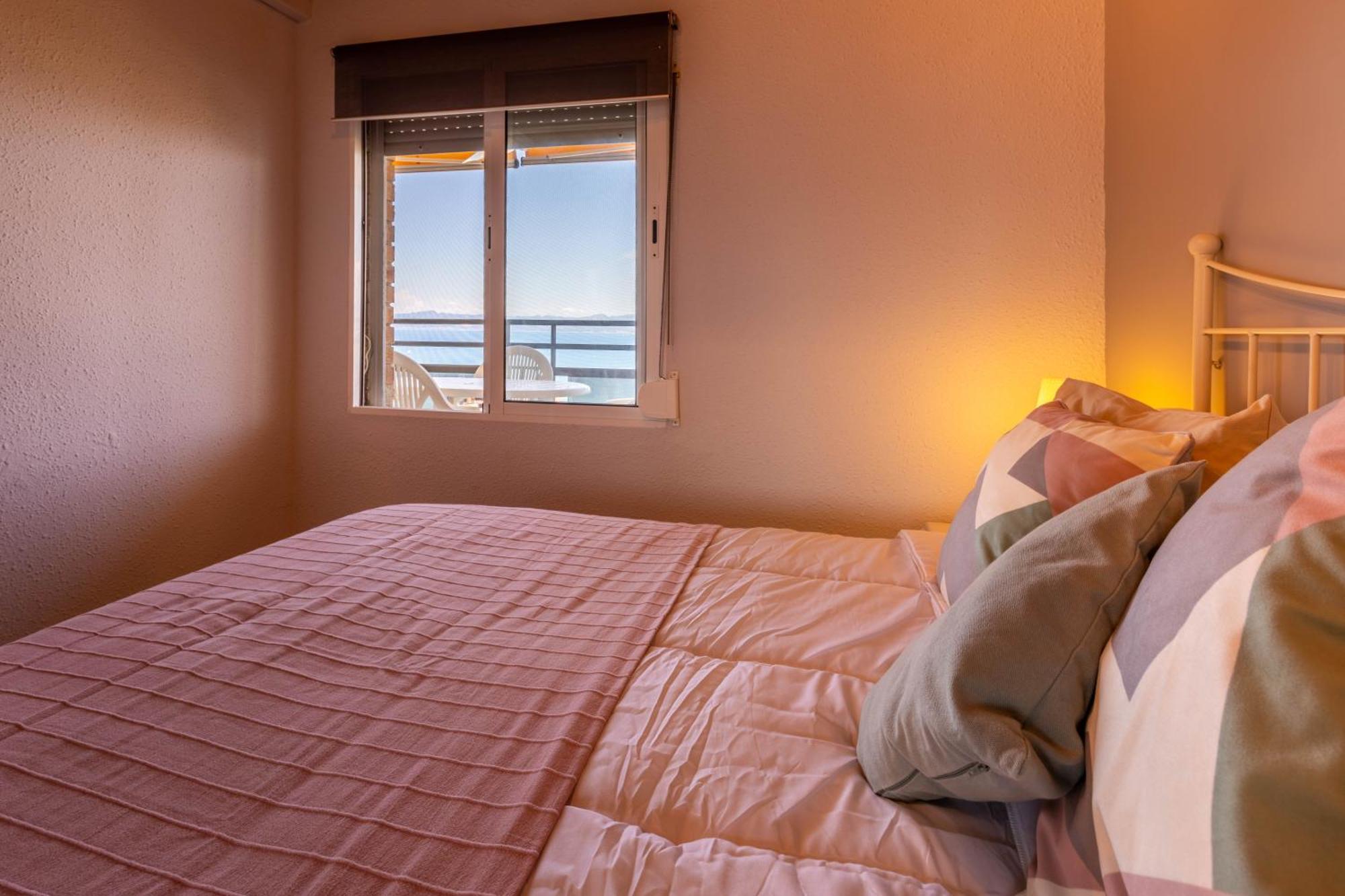 Mediterranean Way - Cye Apartment Салоу Екстериор снимка